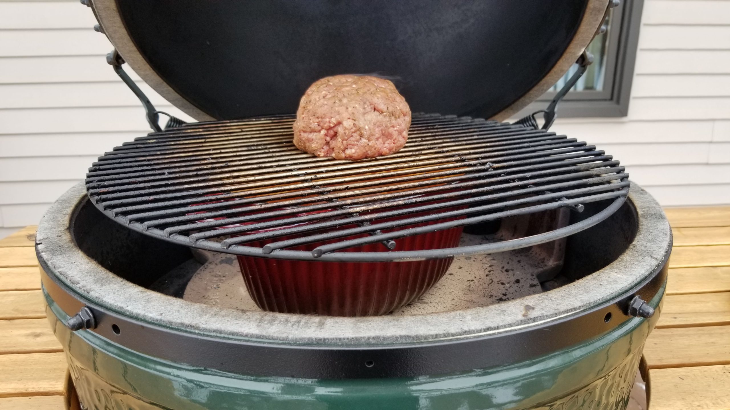 How to smoke a 1 lb meatball for chili